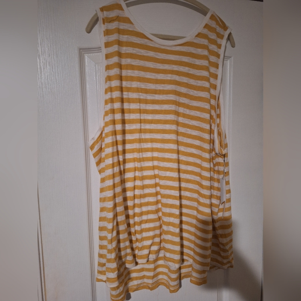NWT Caslon 3X Striped Yellow and‎ White Sleeveless Top Tank